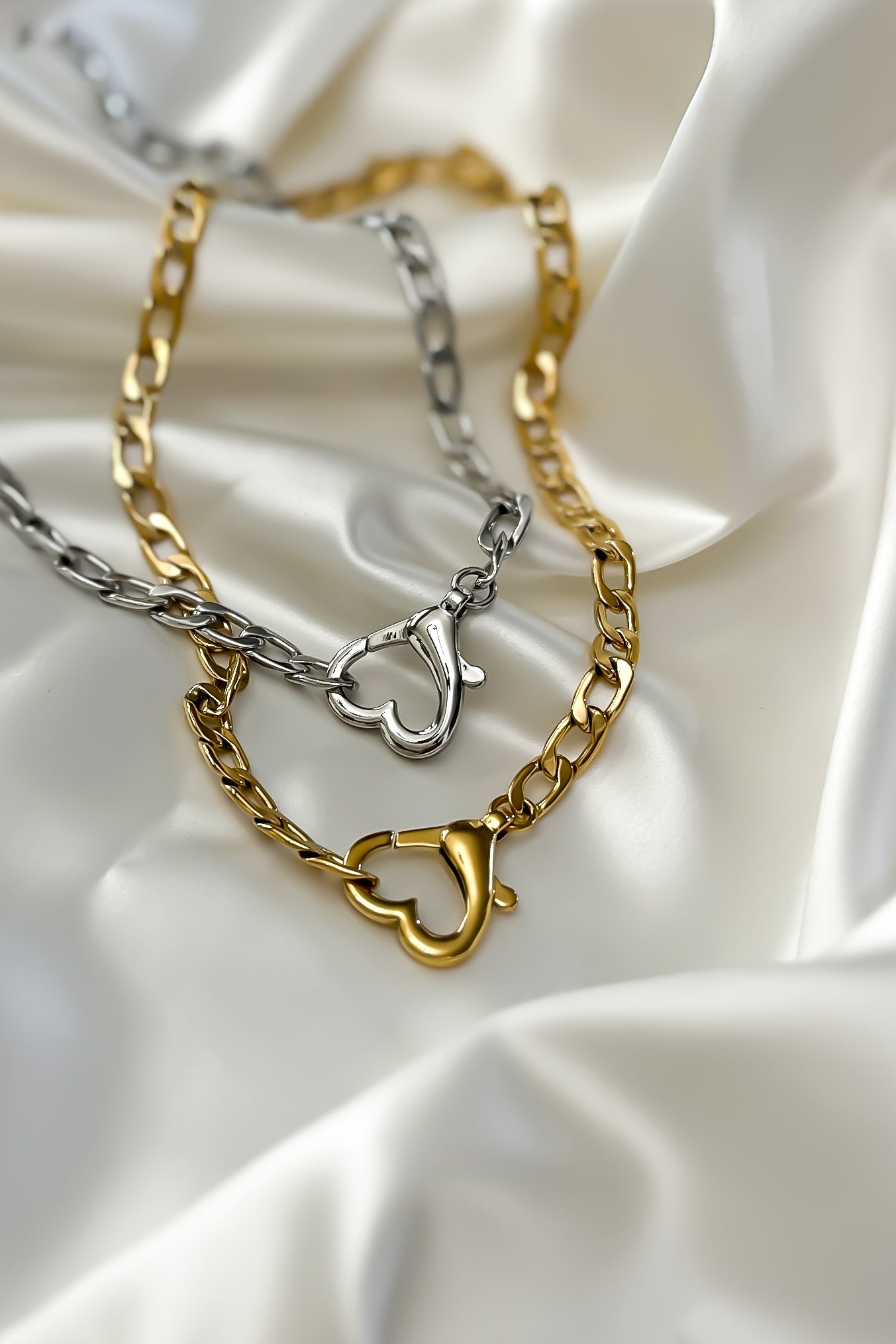 Heart Clasp Link Necklace