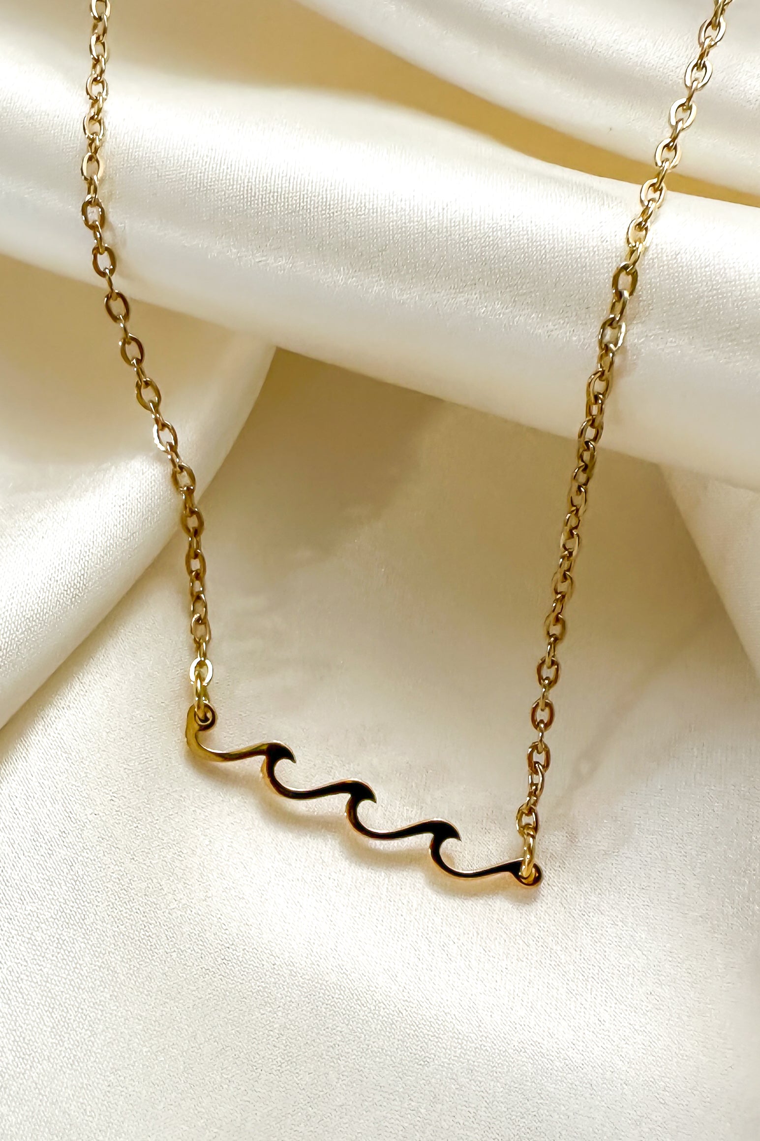 Wave Necklace