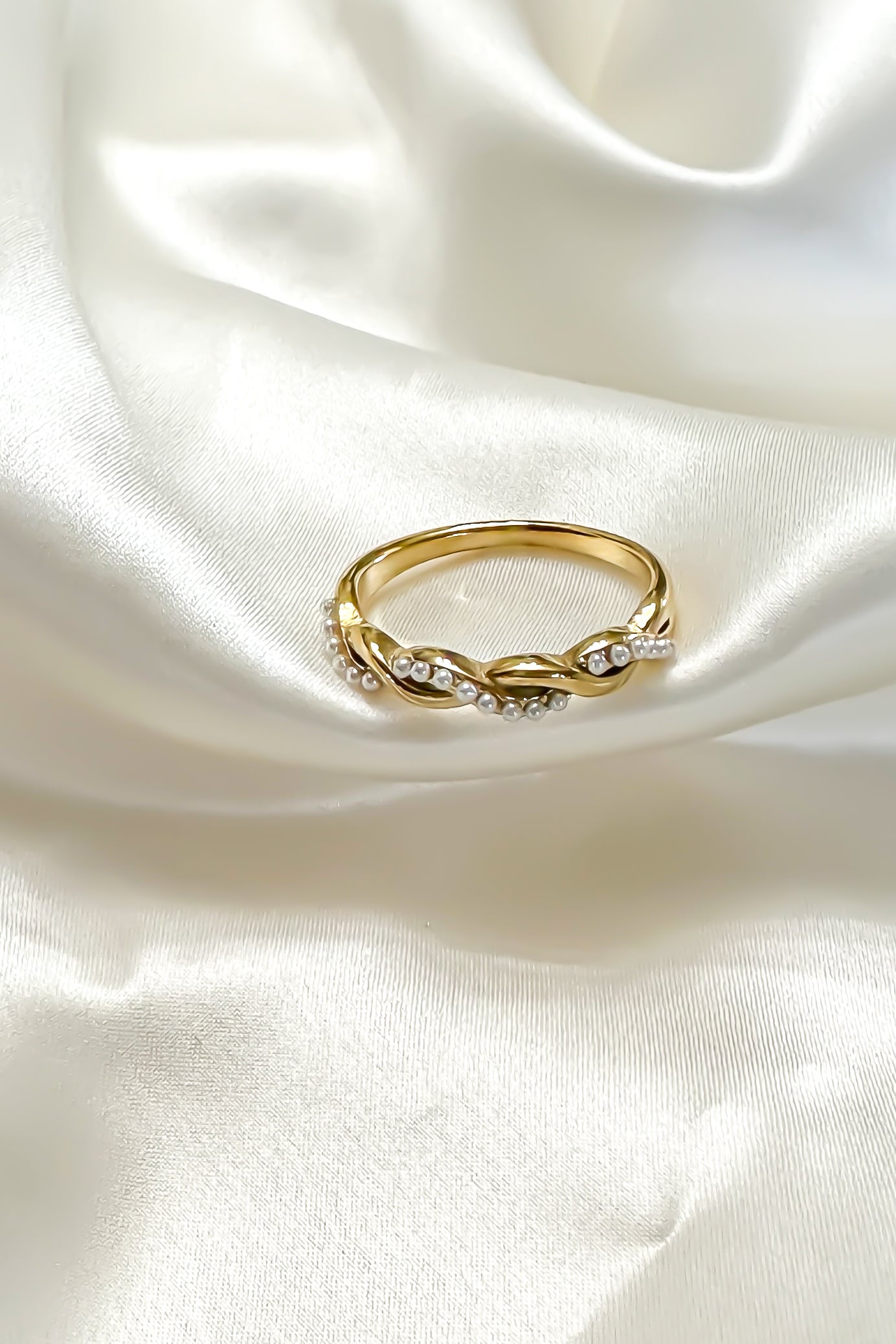 Twisted Pearl Ring