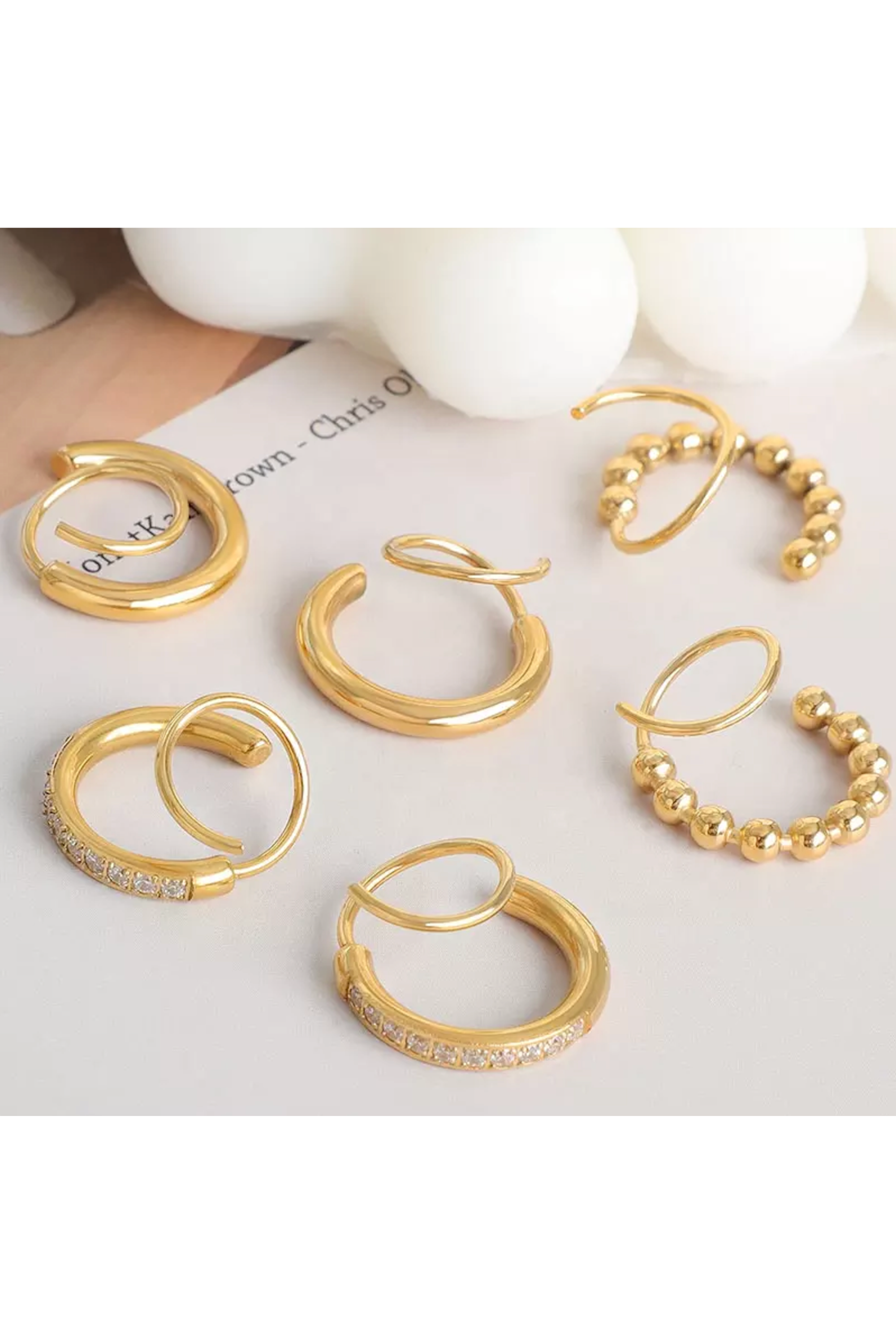 Gold Pearl - Double Twist Earrings